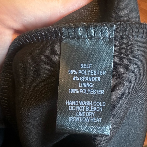 Lulu’s black dress size medium sleeveless little black dress EUC - Picture 3 of 5